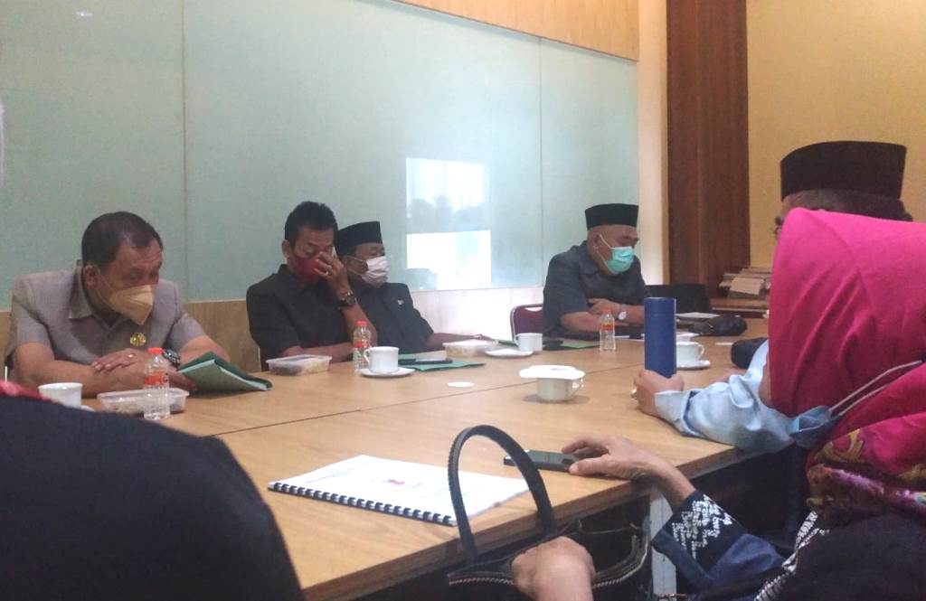 Raperda BMA, Pansus DPRD Bengkulu Gelar Rapat bersama Tokoh Adat. Foto, ST