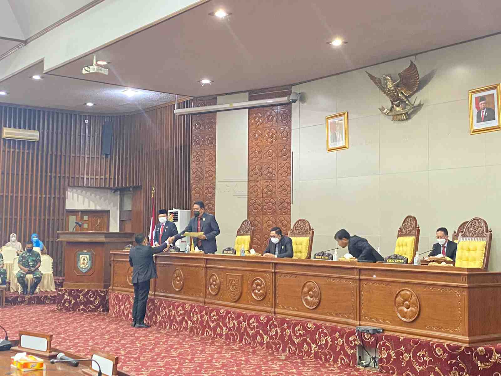 DPRD Provinsi Bengkulu menggelar rapat Paripurna ke 16 masa sidang ke satu. Foto, Cindy/BN