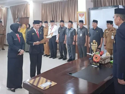 Sekda Bengkulu Lantik Pejabat Baru di Dukcapil dan Disdikbud