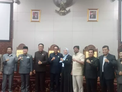 DPRD Provinsi Gelar Paripurna Tentang Penandatanganan Kebijakan Umum Anggaran