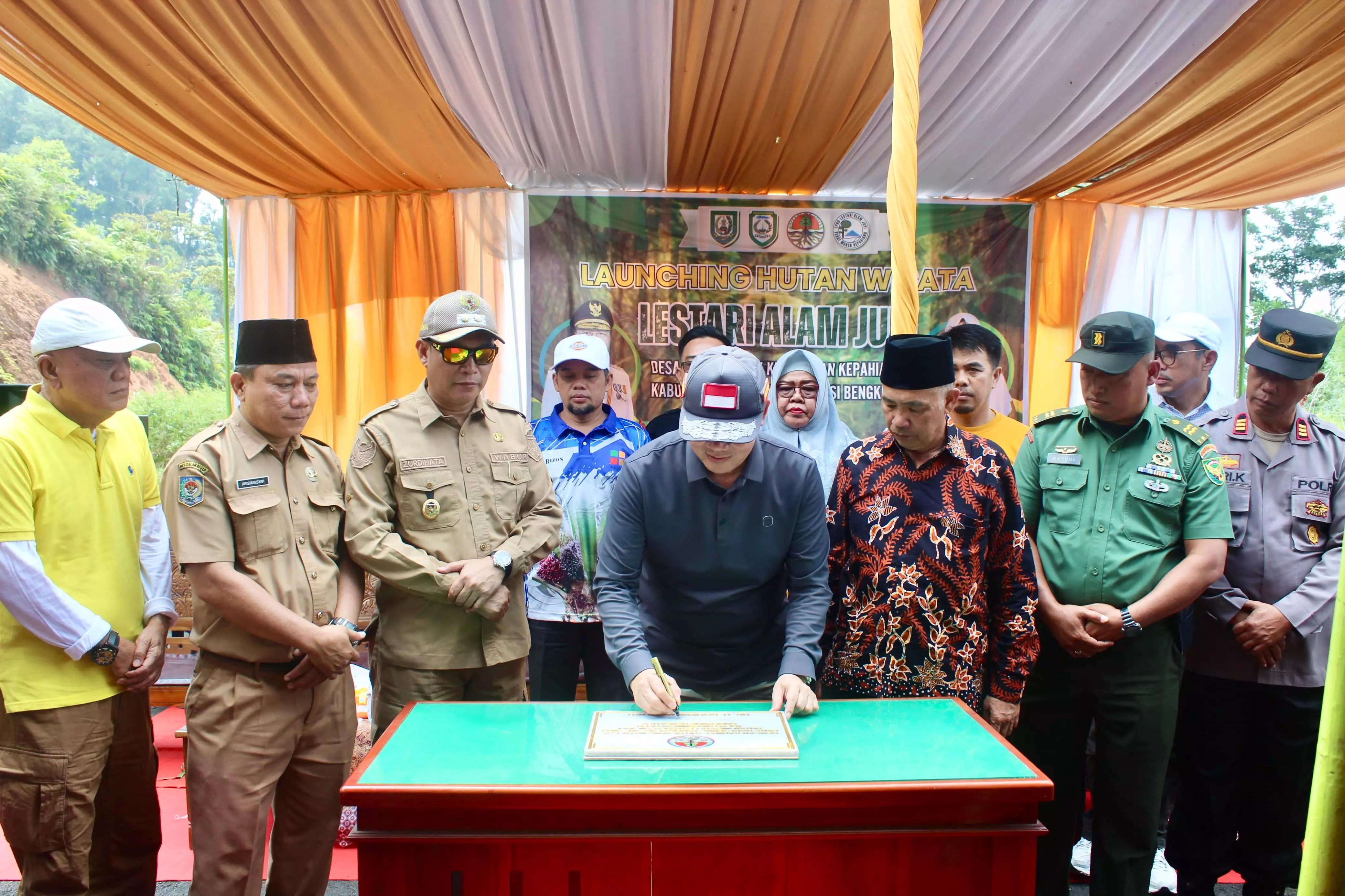 Wisata Alam Bukit Jupi di Kepahiang Diresmikan