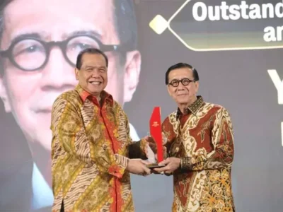 Menteri Hukum dan HAM, Yasonna Laoly Raih 'Outstanding Dedication to Law Enforcement