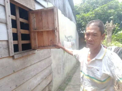 Maling Gak Ada Otak! Rumah Pemulung Dibobol, Uang Tabungan dan Handphone Raib