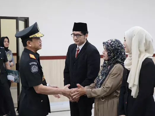 Plt Kepala Kantor Imigrasi Kelas I TPI Bengkulu Hadiri Pengambilan Sumpah Warga Negara Asing