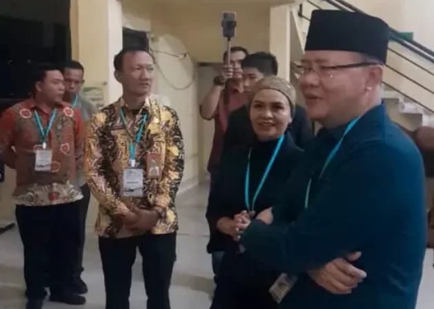 Paslon Gubernur Bengkulu, Rohidin Mersyah-Meriani melaksanakan tes kesehatan