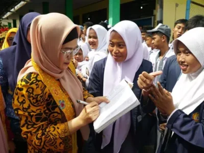 Tular Nalar Sekolah Kebangsaan dan Gelar Karya Siswa serta Dewan Guru di SMAN 1 Kota Bengkulu pada Selasa (17/9).