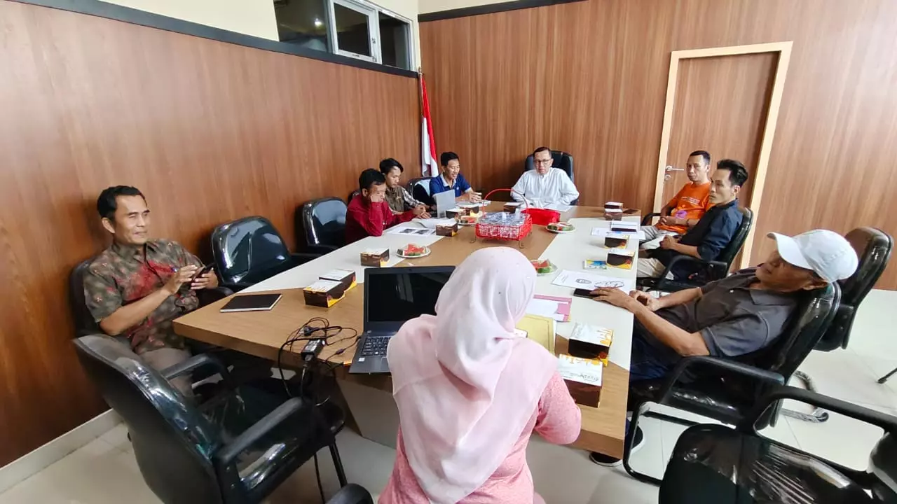 Sebanyak lima komunitas adat Serawai di Kabupaten Seluma resmi mendapat pengakuan dari Pemerintah Kabupaten Seluma, melalui Surat Keputusan Bupati Seluma