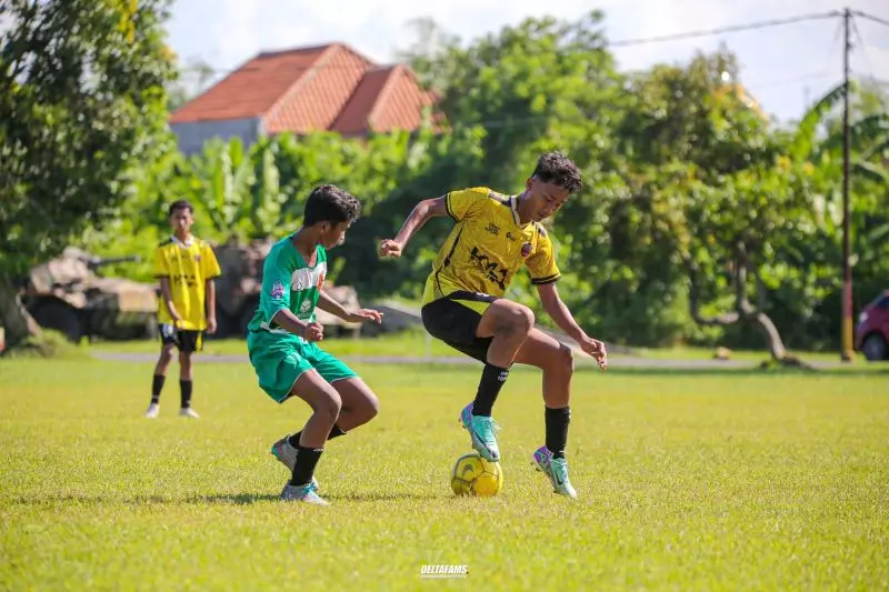 Habib Maulana Inzaghi (Kuning)