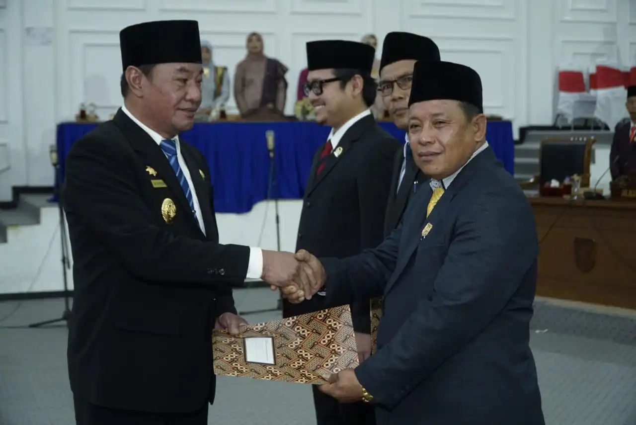 Pengucapan Sumpah dan Janji Pimpinan DPRD Kabupaten Kepahiang Periode 2024-2029