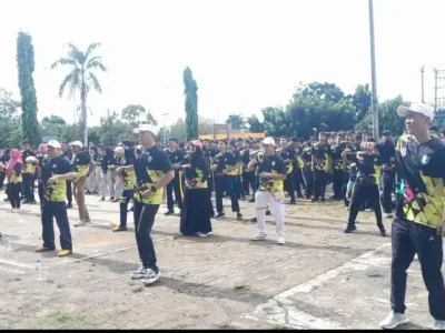 HUT Provinsi Bengkulu ke 56, Ribuan Masyarakat Ikuti Senam Masal yang Digelar Dispora